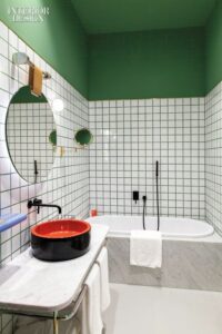 salle de bain vert blanc